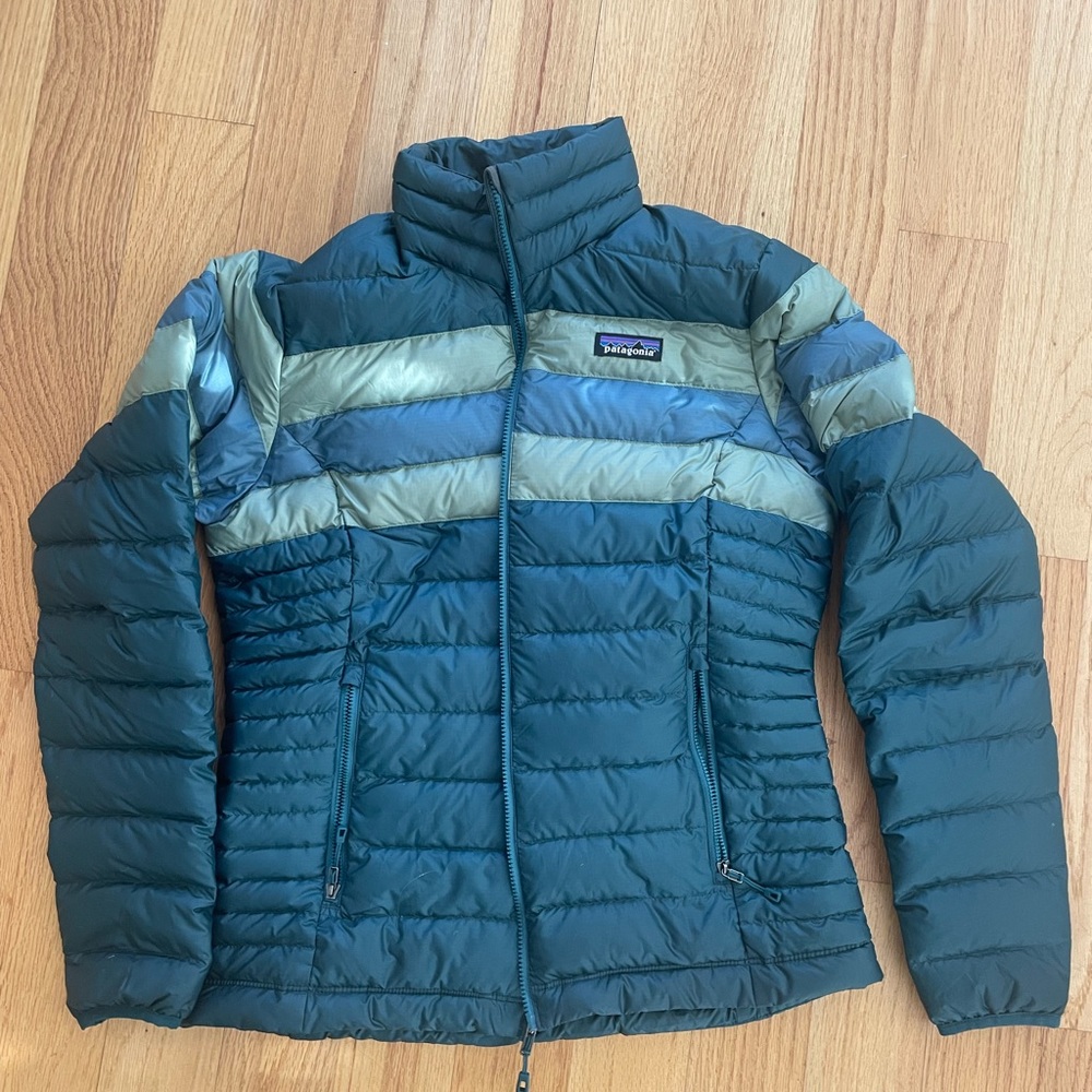 Patagonia Down Puffer Women's Small